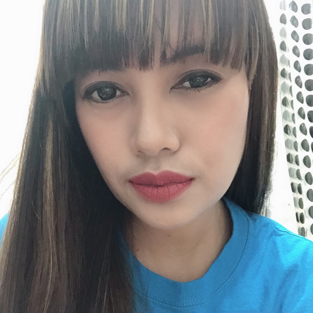 Meet your Posher, Rizza